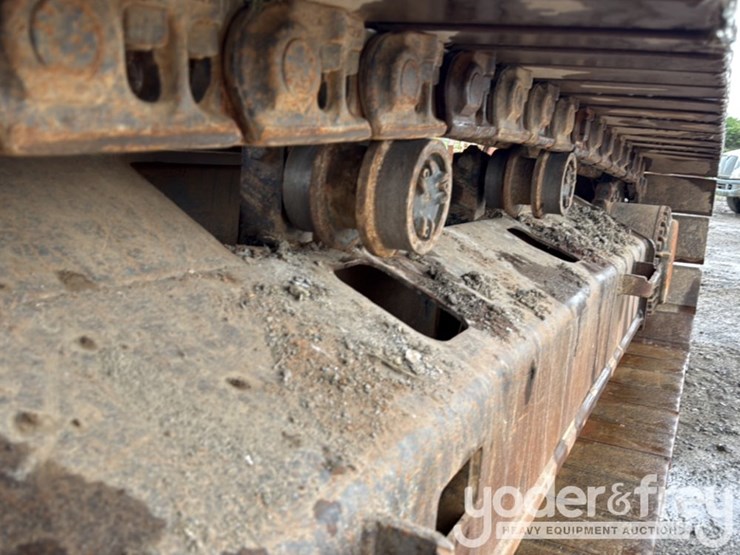 2005-caterpillar-330-image-22