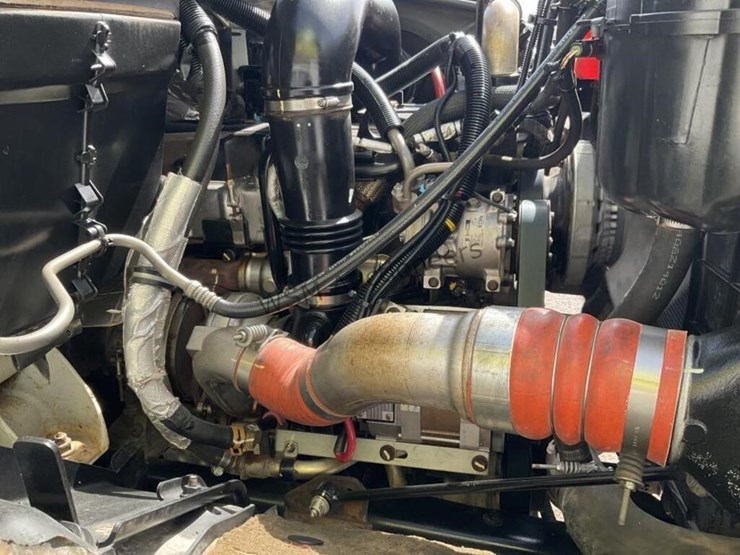 2008-international-7400-image-18