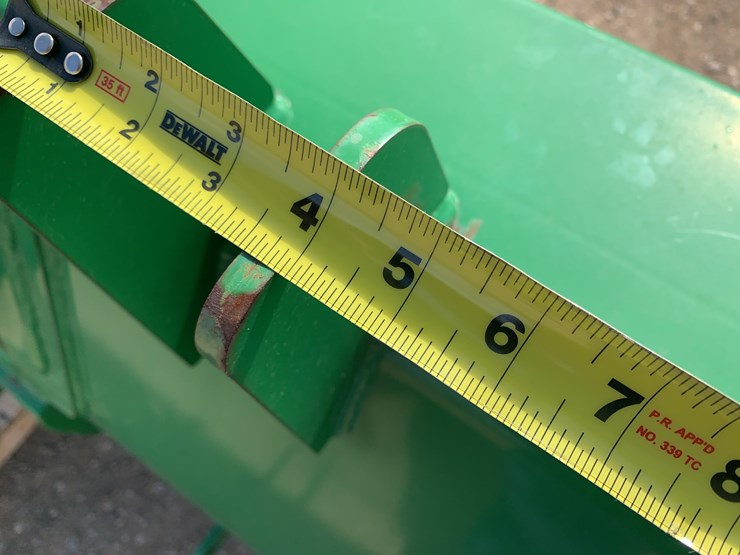 john-deere-7-ft.-bucket-image-11