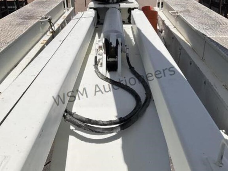 2009-international-workstar-7600-image-16