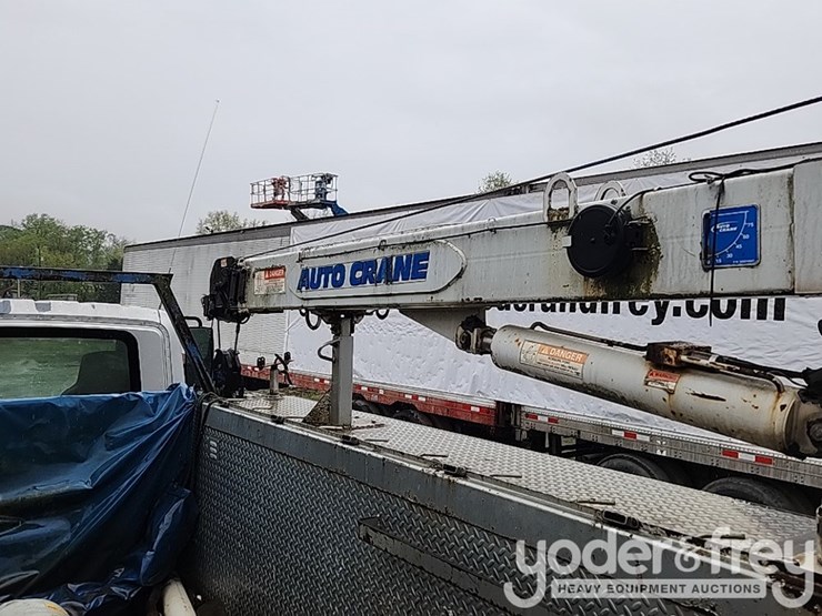 2005-international-durastar-4300-image-15