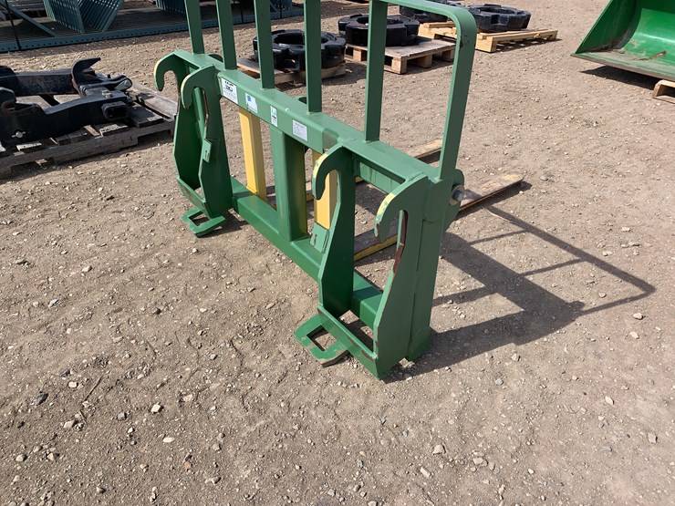 mds-john-deere-pallet-forks-image-5