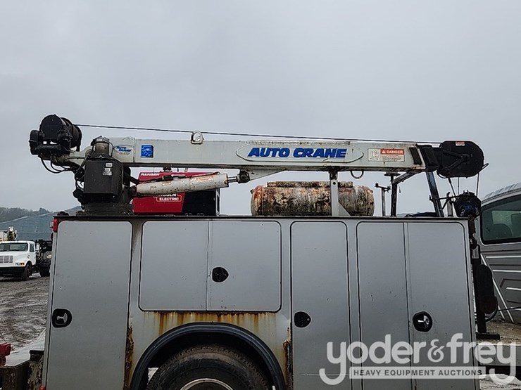 2005-international-durastar-4300-image-16