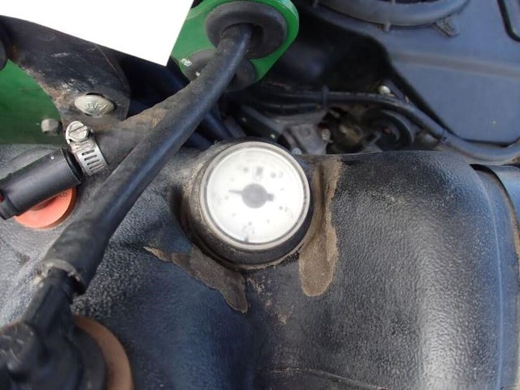 john-deere-636m-image-22