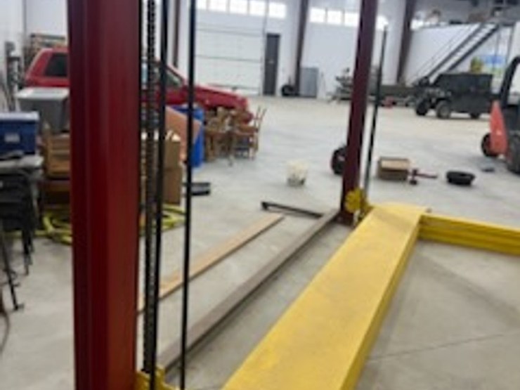 #20-•-target-lift-international-t4sfourhighstacker-car-l-image-11