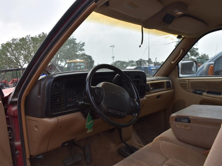 1997-dodge-2500-image-6