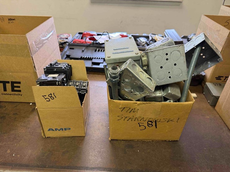 misc.-electricity-boxes-and-breakers-image-1