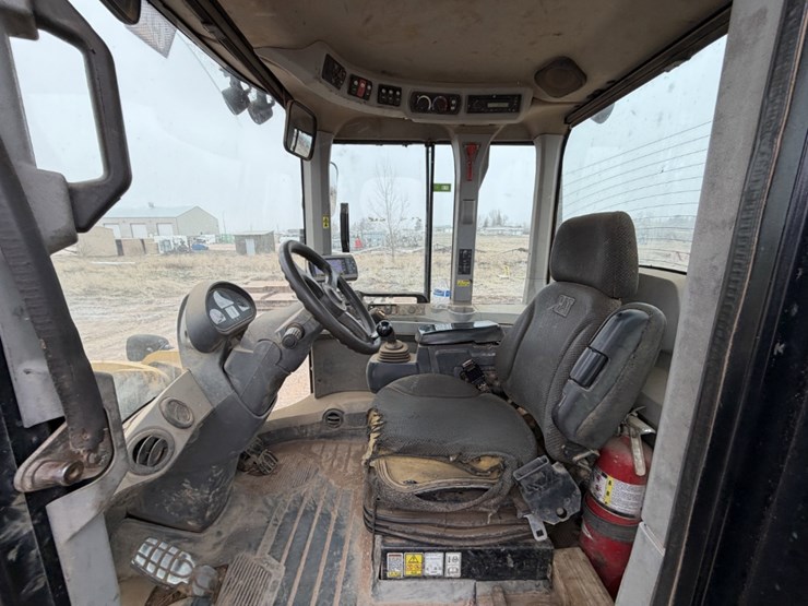 2013-caterpillar-924k-image-8