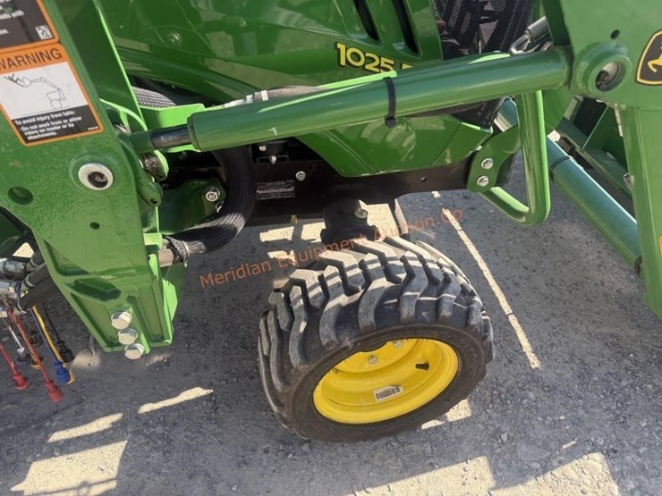 john-deere-1025r-image-43