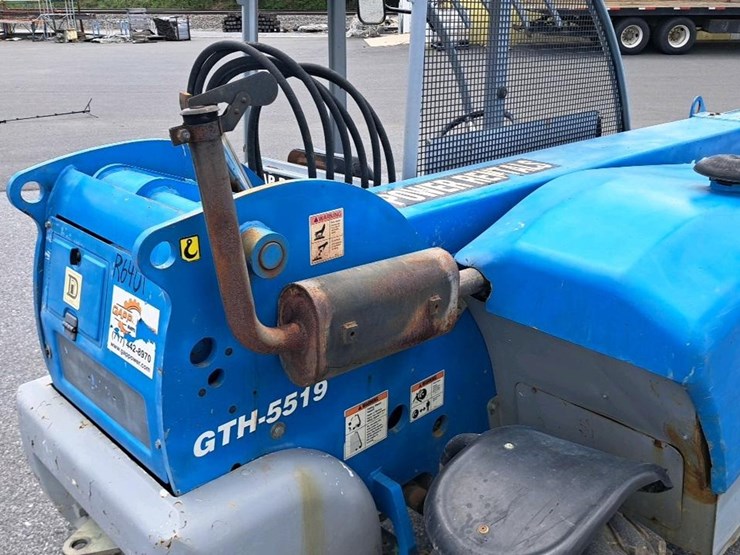 2012-genie-gth5519-image-26