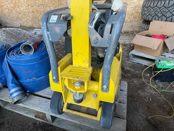 #7411-•-wacker-neuson-plate-compactor-image-8