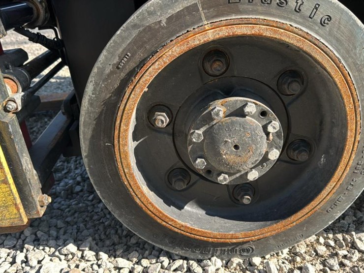 2020-hyster-s50ft-image-42