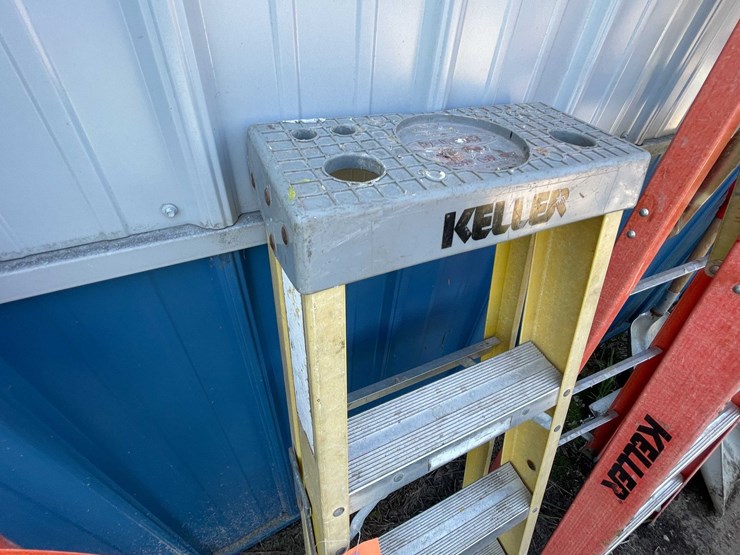 #7438-•-(2)-keller-ladders-image-3