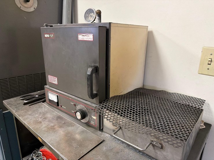 ney-m525-heat-treat-furnace-w/-cabinet-and-parts-image-2