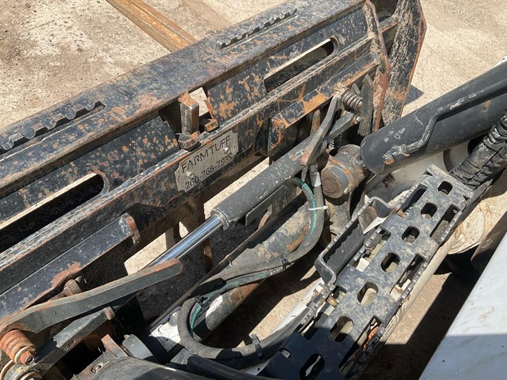 2021-bobcat-t870-image-16