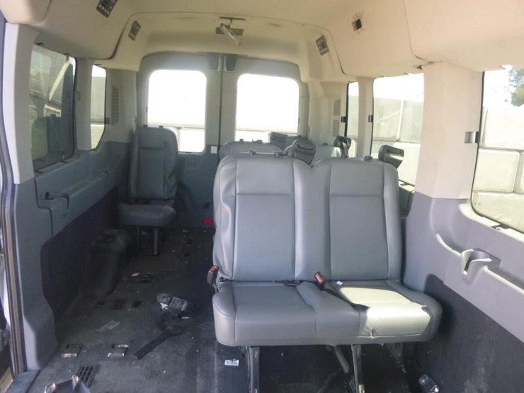 2017-ford-transit-image-14