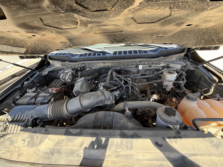 2023-ford-f250-image-21