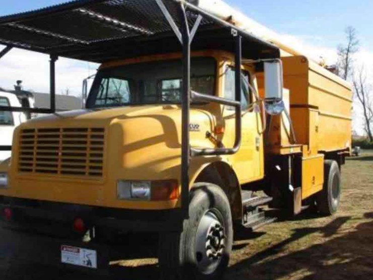 2001-international-4700-image-1