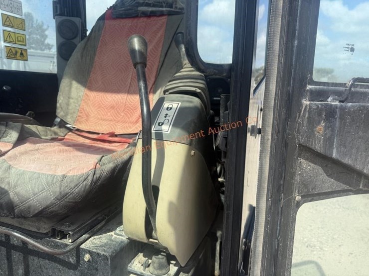 caterpillar-305e2-image-47