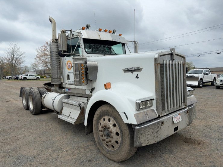 2000-kenworth-w900-image-7