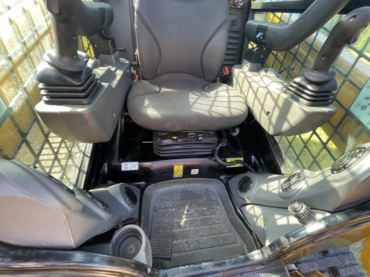 caterpillar-216b-image-46