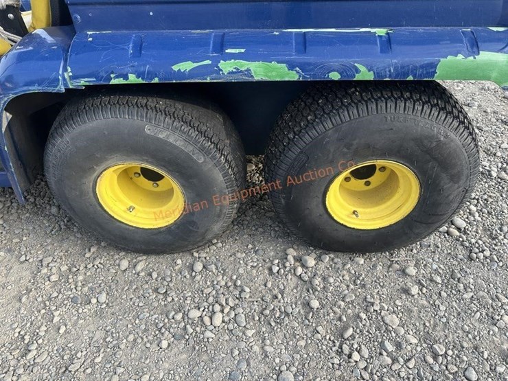 john-deere-gator-image-12