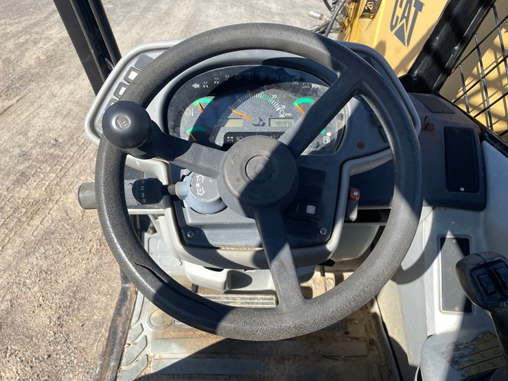 caterpillar-th350b-image-29