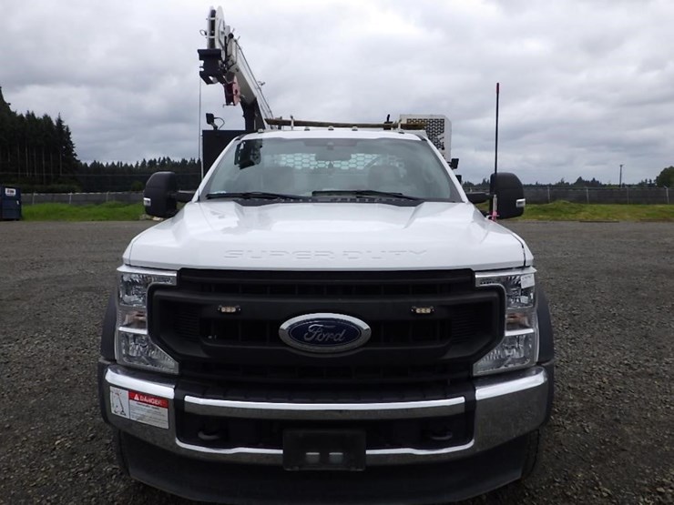 2022-ford-f550-image-2