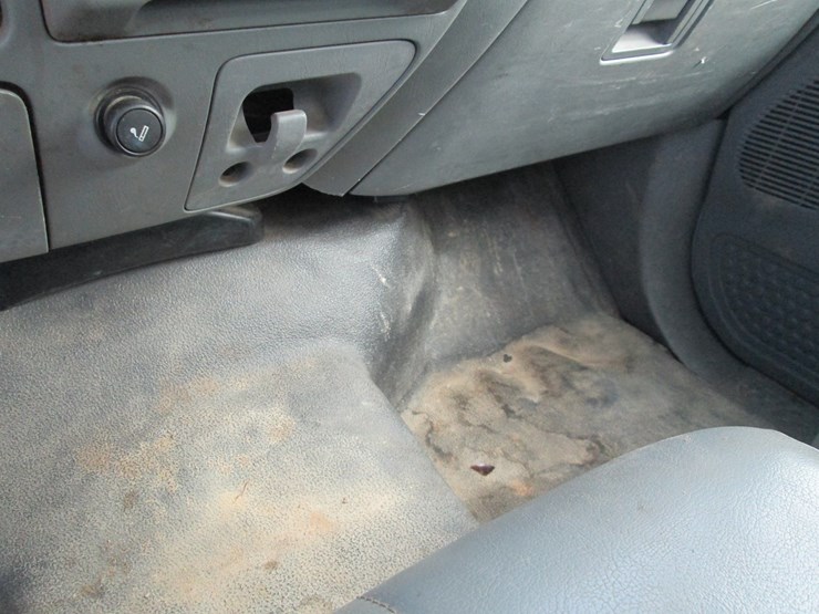 2006-ford-f350-image-30