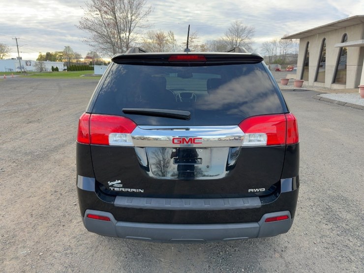 2015-gmc-terrain-sle-image-4