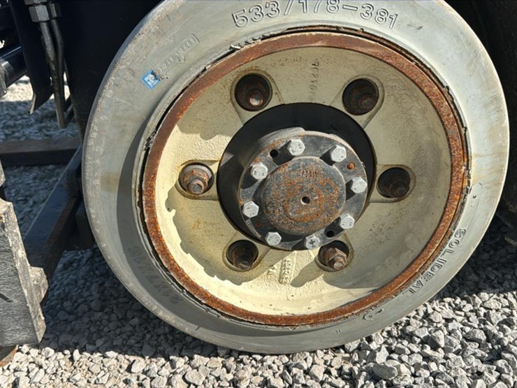 2020-hyster-s50ft-image-34