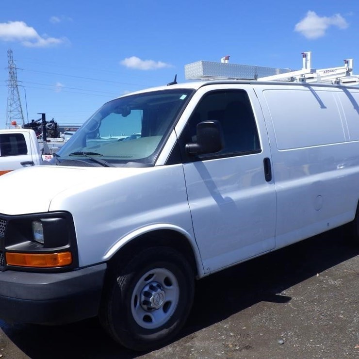 2015 CHEVROLET EXPRESS 2500