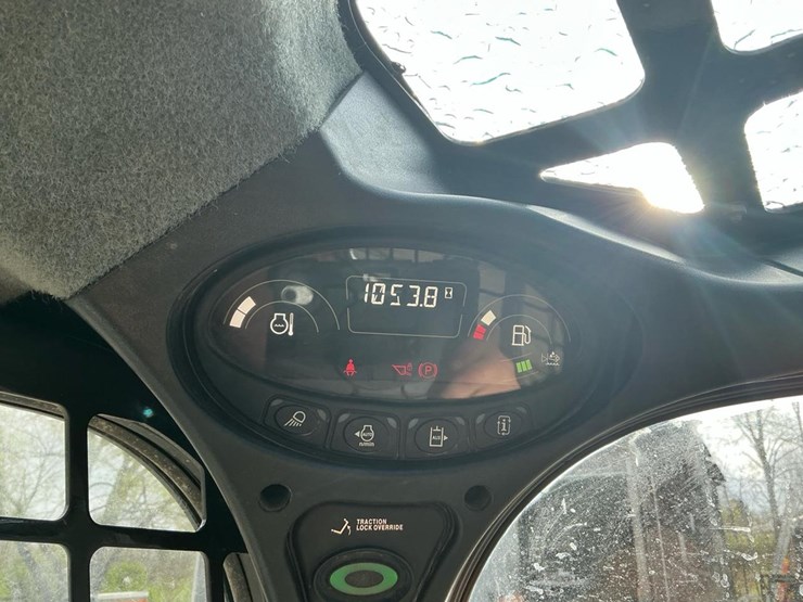 2024-bobcat-t770-image-28