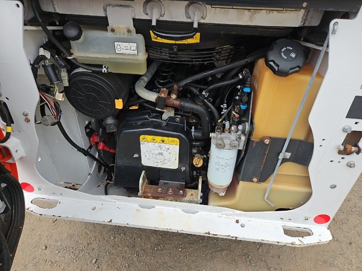 2023-bobcat-t76-image-15