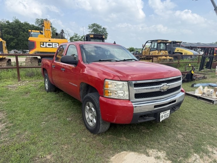 2009-chevrolet-1500-image-3