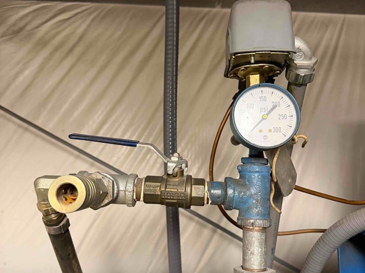 kellog-5hp-air-compressor-w/-ingersoll-rand-hydrogard-chiller-image-5