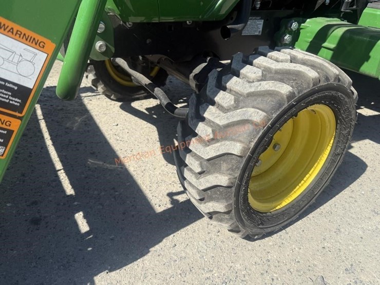 john-deere-1025r-image-16