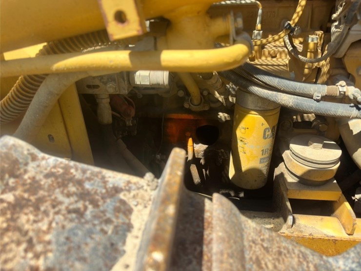 2006-caterpillar-d6n-lgp-image-23