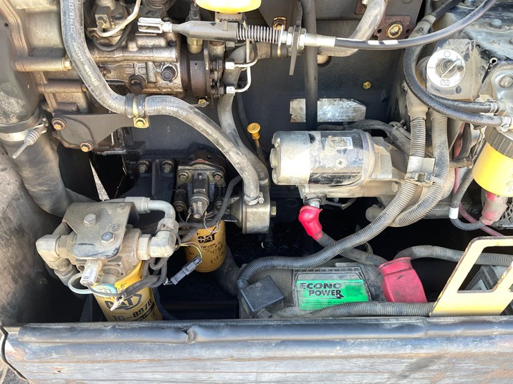 caterpillar-th350b-image-48