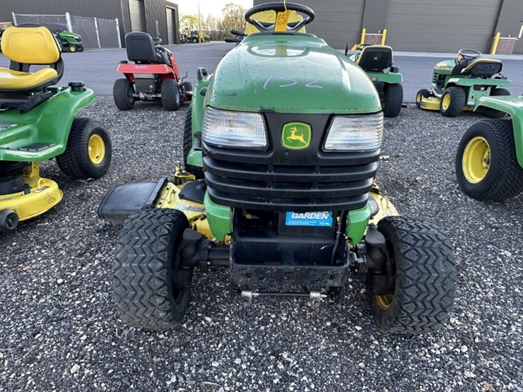 john-deere-x585-image-5