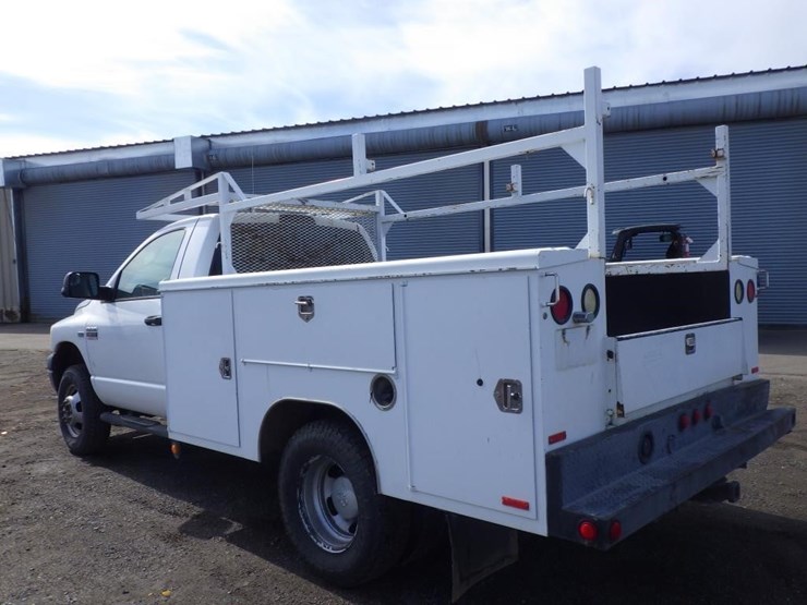 2008-dodge-ram-3500-image-4