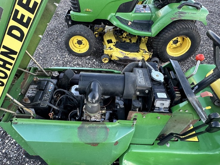 john-deere-322-image-9