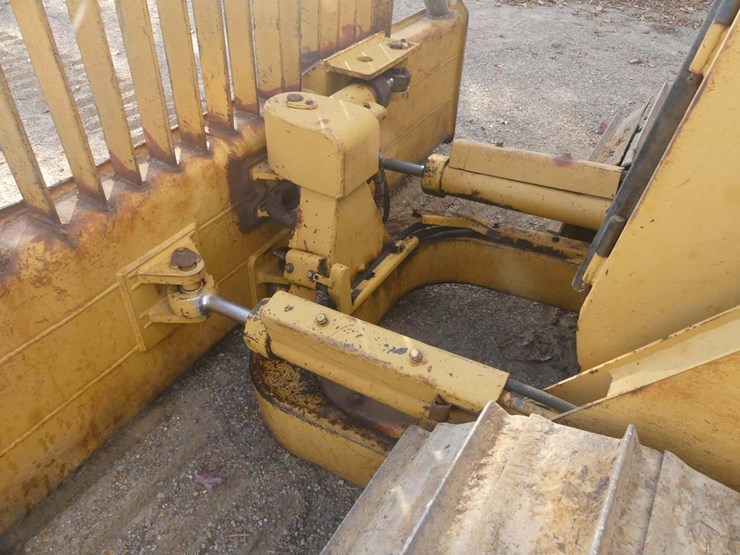 caterpillar-d3c-lgp-image-14