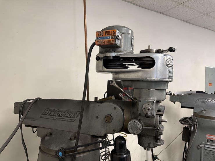 bridgeport-j-head-vertical-milling-machine-image-3