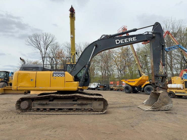 2016-deere-300g-lc-image-6