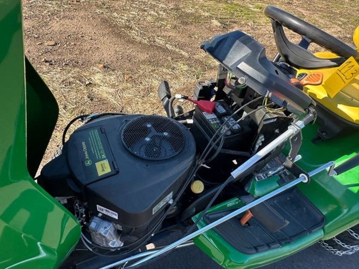 2024-john-deere-x570-image-15