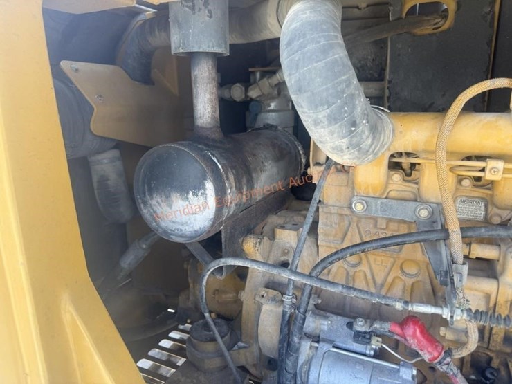 caterpillar-305e2-image-38