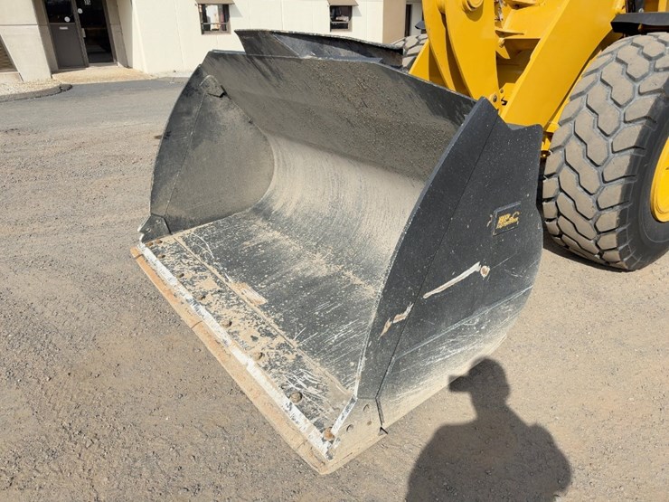 2017-caterpillar-926m-image-9