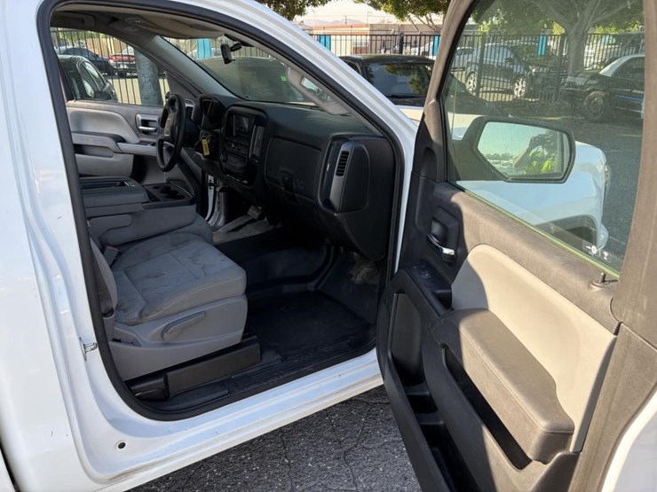 2017-gmc-sierra-1500-image-9