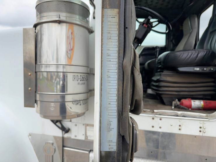 2000-kenworth-w900-image-33